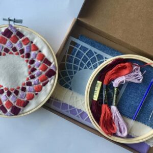 Beginner embroidery kit, ready to use!